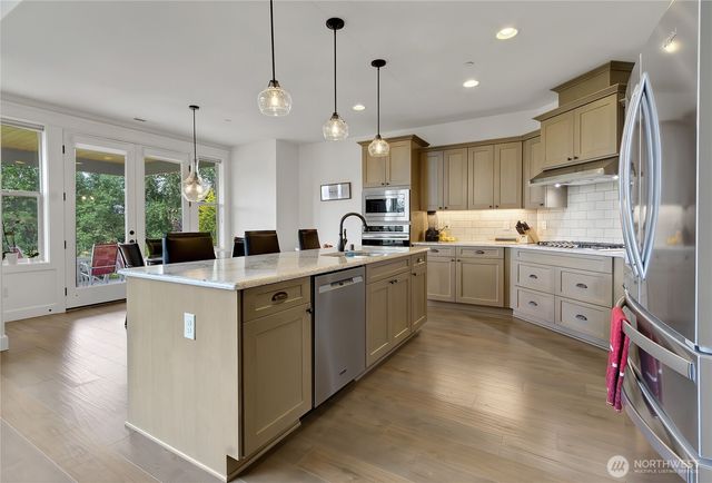 7901 Connells Prairie Rd E, Bonney Lake, WA 98391