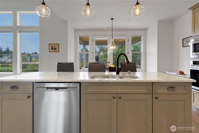 7901 Connells Prairie Rd E, Bonney Lake, WA 98391