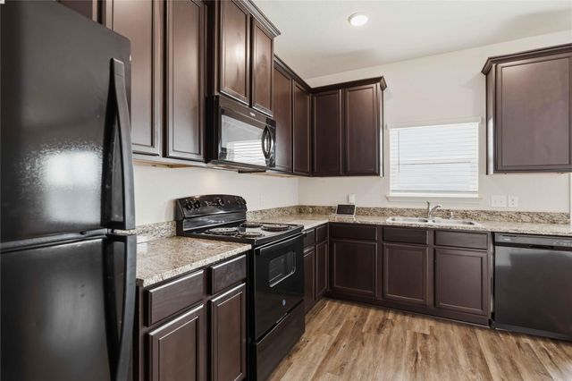 19912 Woodrow Wilson ST, Manor, TX 78653