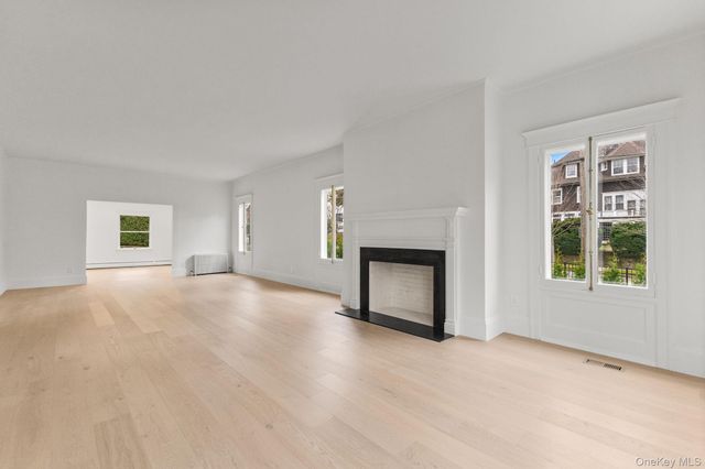 158 Loring Avenue, Pelham, NY 10803