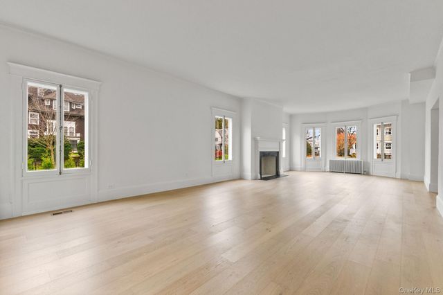 158 Loring Avenue, Pelham, NY 10803