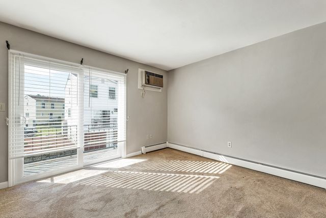 1261 Pawtucket Blvd 6, Lowell, MA 01854