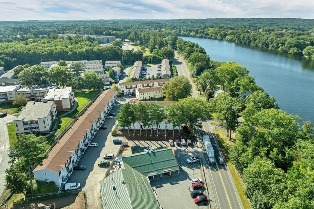 1261 Pawtucket Blvd 6, Lowell, MA 01854
