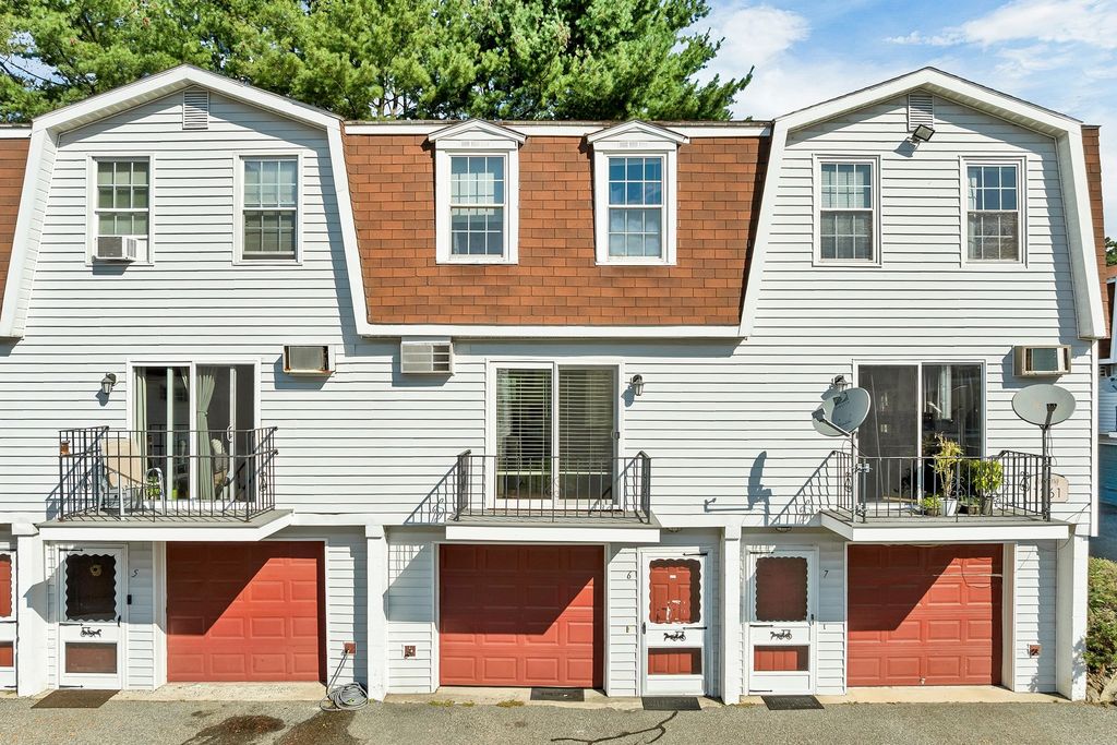 1261 Pawtucket Blvd 6, Lowell, MA 01854