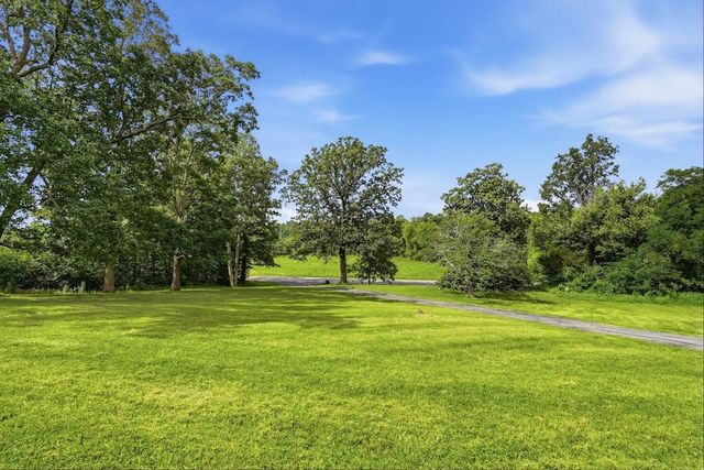 1588 U.S. 641, Marion, KY 42064