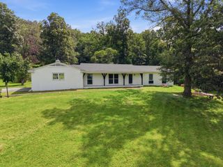 1588 U.S. 641, Marion, KY 42064