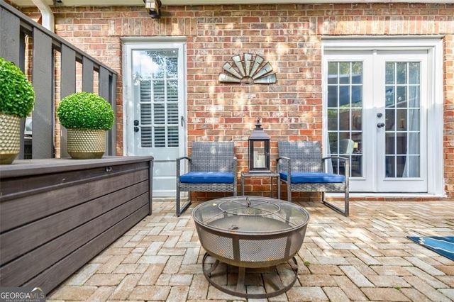 12 NW Palace Green Place NW, Atlanta, GA 30318