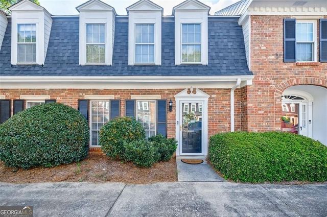 12 NW Palace Green Place NW, Atlanta, GA 30318