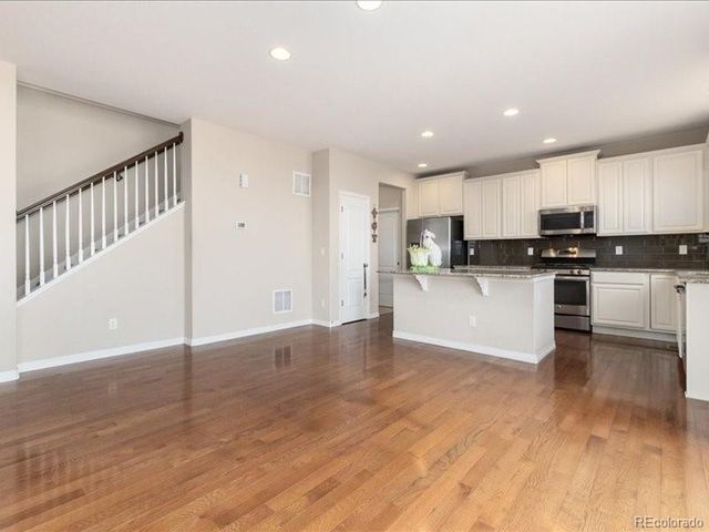 8308 Grasslands Way, Parker, CO 80134