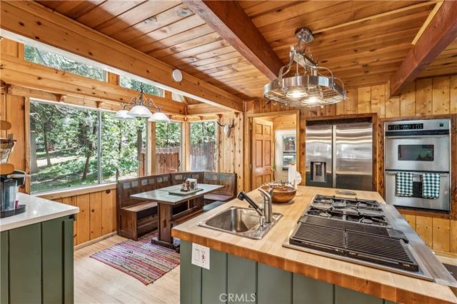 31345 Cedarwood, Running Springs, CA 92382