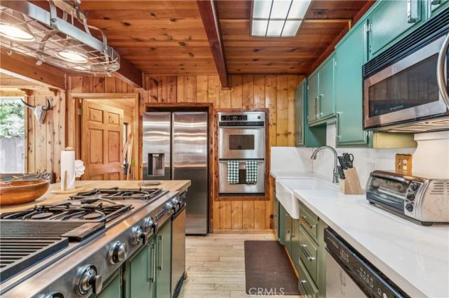 31345 Cedarwood, Running Springs, CA 92382