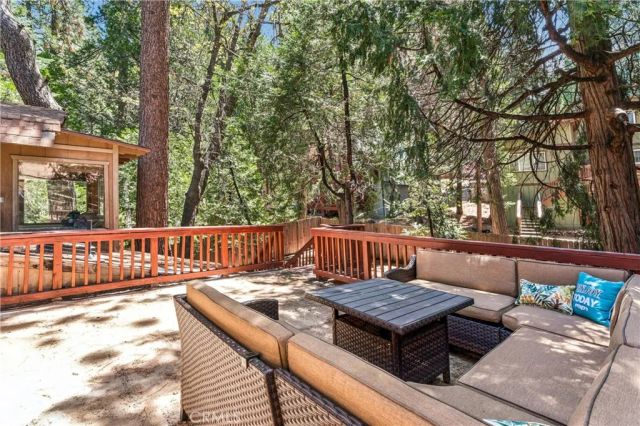 31345 Cedarwood, Running Springs, CA 92382