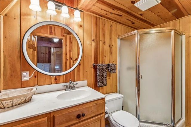31345 Cedarwood, Running Springs, CA 92382