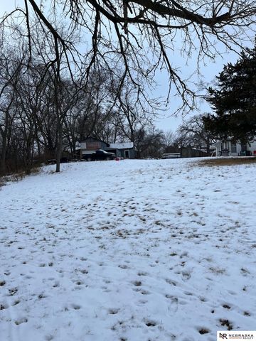 1735 Avenue B, Plattsmouth, NE 68048