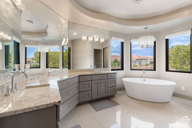 2203 W SILVER CLOUD DR, St. George, UT 84770