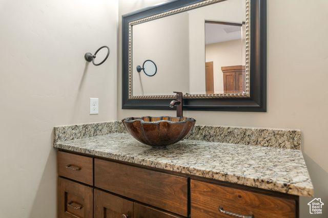 2203 W SILVER CLOUD DR, St. George, UT 84770