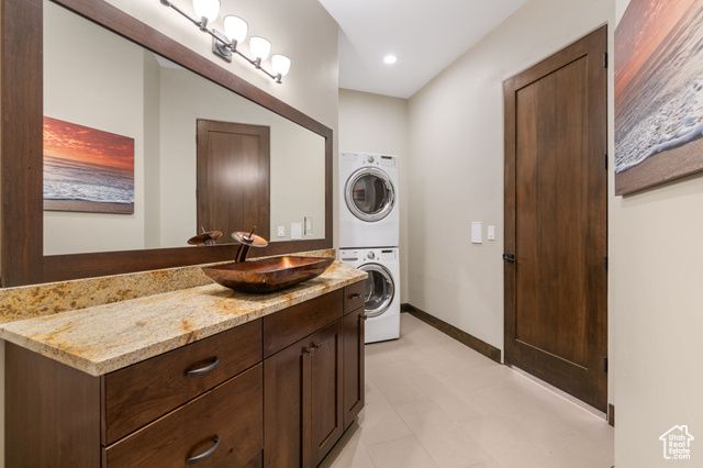 2203 W SILVER CLOUD DR, St. George, UT 84770