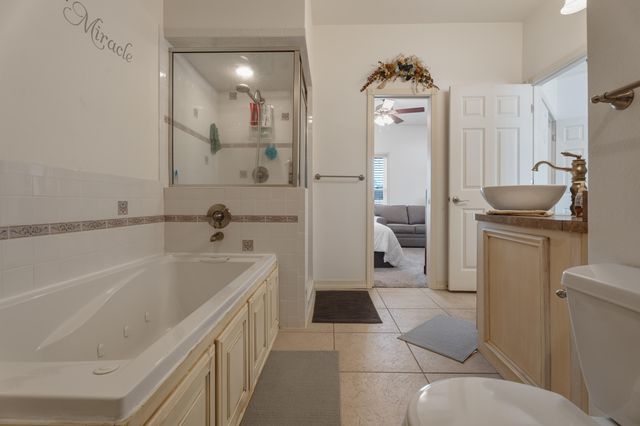 25245 S 613 Road, Grove, OK 74344