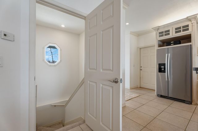 25245 S 613 Road, Grove, OK 74344