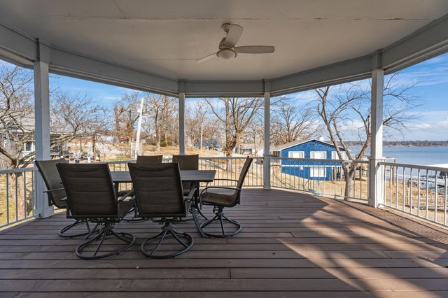 25245 S 613 Road, Grove, OK 74344