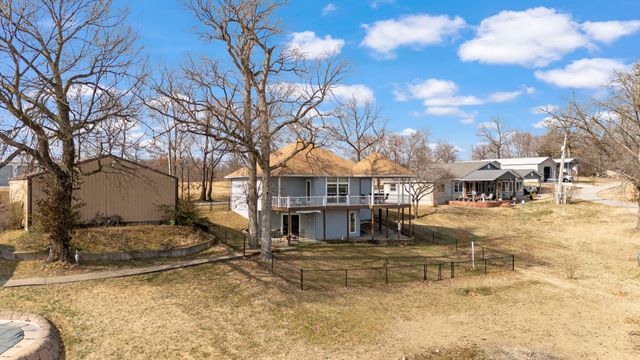 25245 S 613 Road, Grove, OK 74344