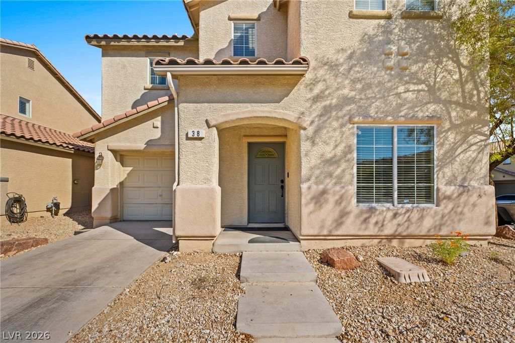 38 Summer Walk Avenue, Las Vegas, NV 89183 — photo 2