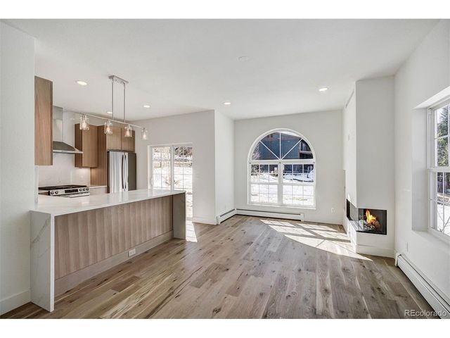 22 North Side Cir, Silverthorne, CO 80498