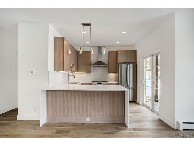 22 North Side Cir, Silverthorne, CO 80498