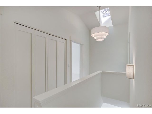 22 North Side Cir, Silverthorne, CO 80498