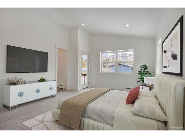 22 North Side Cir, Silverthorne, CO 80498