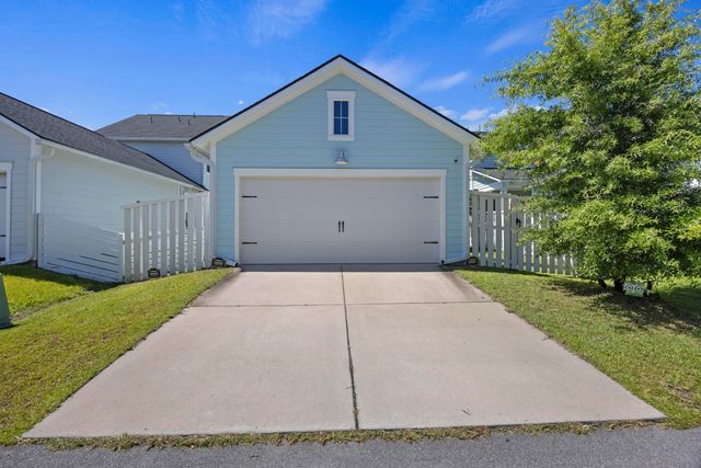 204 Magnolia Garden Drive, Summerville, SC 29483