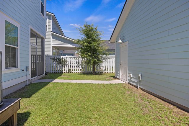 204 Magnolia Garden Drive, Summerville, SC 29483