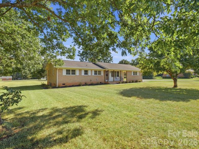 1480 Hallmark Drive, Rock Hill, SC 29730