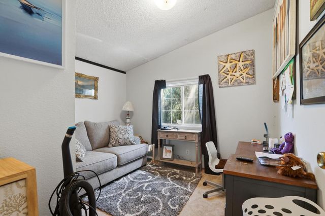 1683 6th Ave, Olivehurst, CA 95961