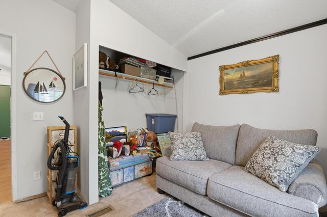 1683 6th Ave, Olivehurst, CA 95961