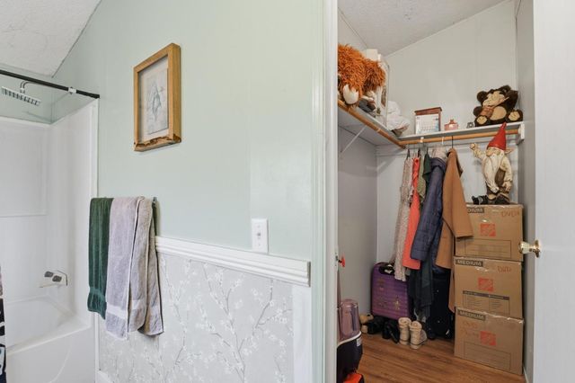 1683 6th Ave, Olivehurst, CA 95961