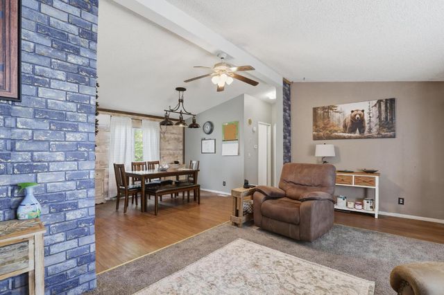 1683 6th Ave, Olivehurst, CA 95961
