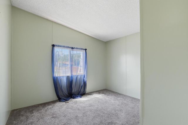 1683 6th Ave, Olivehurst, CA 95961