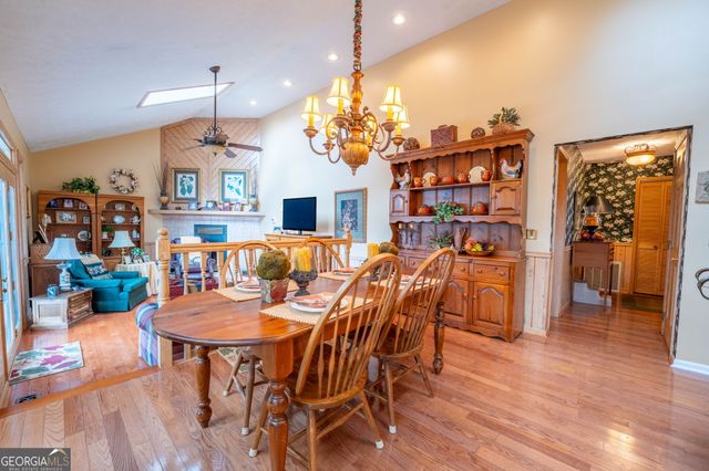 191 Applewood Drive, Tiger, GA 30576