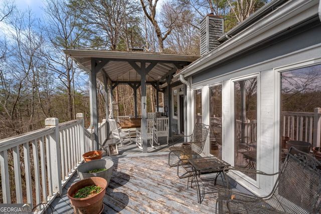 191 Applewood Drive, Tiger, GA 30576