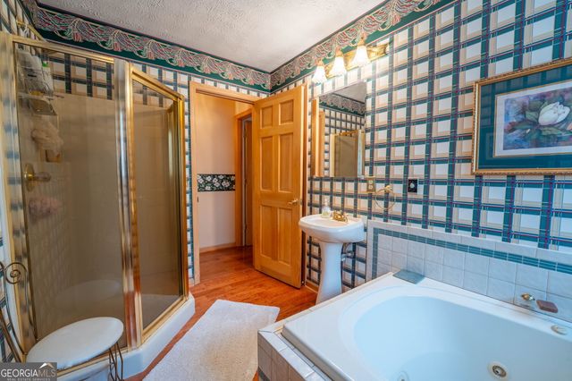 191 Applewood Drive, Tiger, GA 30576