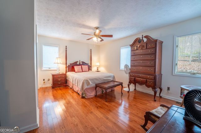 191 Applewood Drive, Tiger, GA 30576