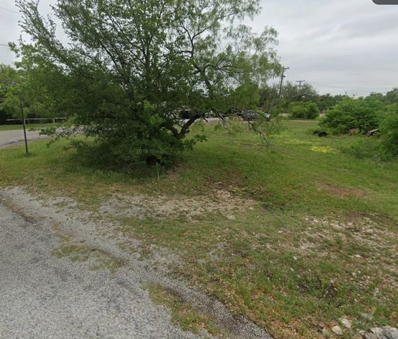 2603 S Shadowood Street, Granbury, TX 76048