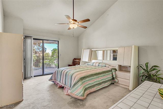 2716 Laguna Shores Lane, Las Vegas, NV 89121