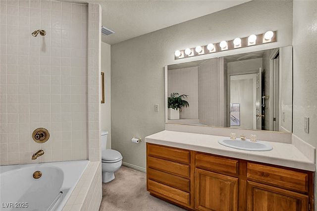 2716 Laguna Shores Lane, Las Vegas, NV 89121