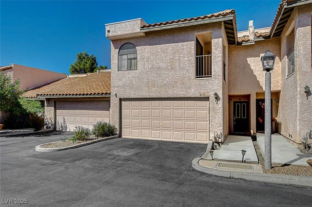 2716 Laguna Shores Lane, Las Vegas, NV 89121