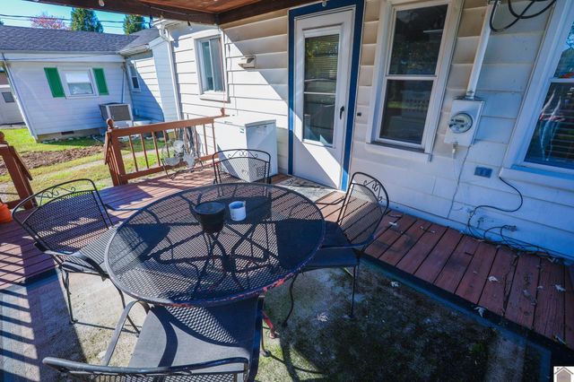 2122 Madison St, Paducah, KY 42001