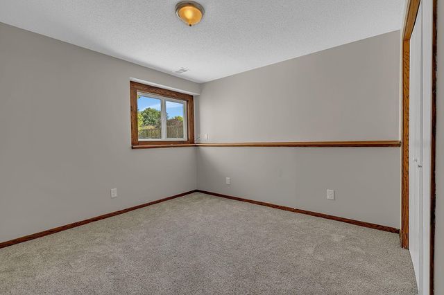 7337 122nd Avenue N, Champlin, MN 55316