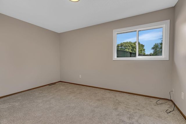 7337 122nd Avenue N, Champlin, MN 55316