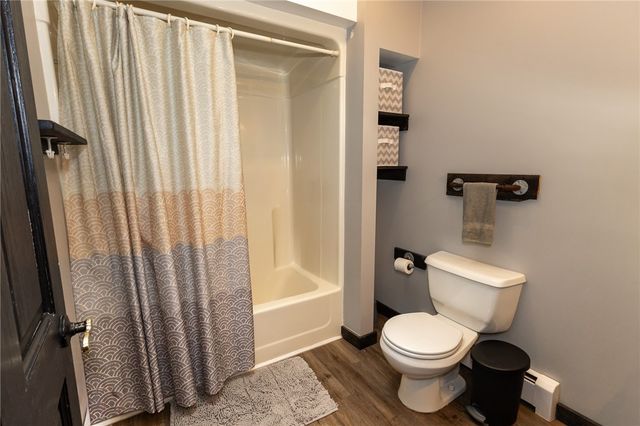 231 Arrowhead Dr, Slippery Rock Twp, PA 16057